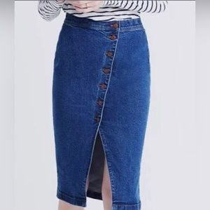 Stretchy button down skirt